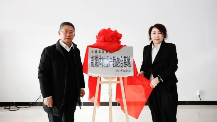 660de2c368c147eb6f9a3afd085dac54 660de2c368c147eb6f9a3afd085dac54