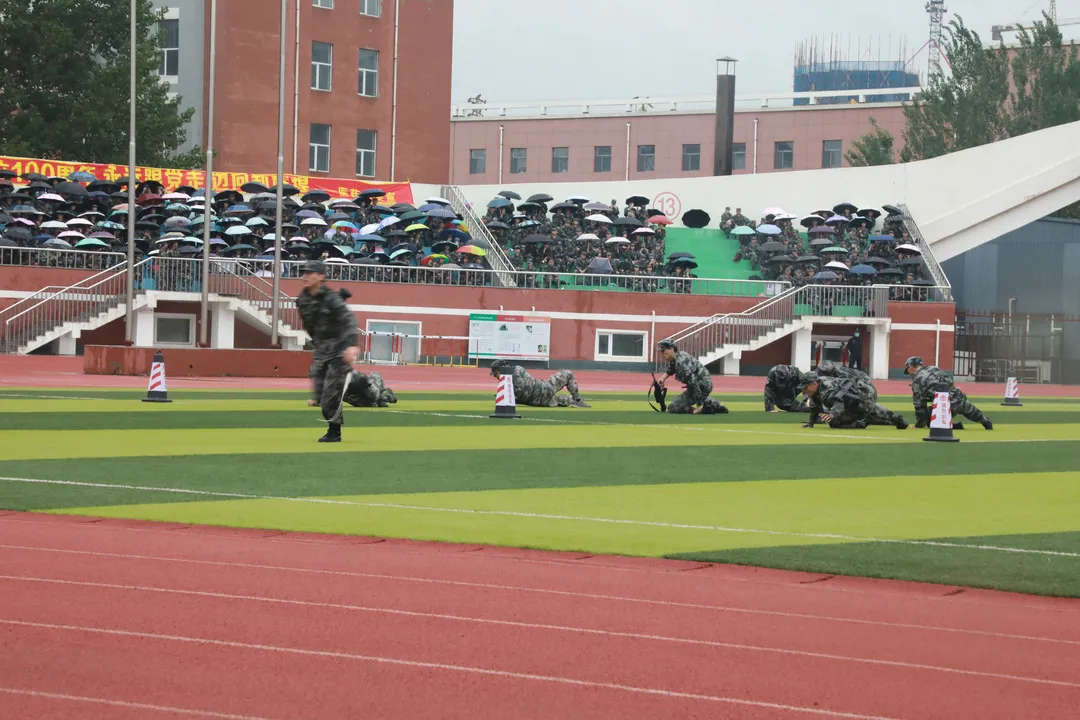 建党百年路，铸就青年魂——长春科技学院举行庆祝建党100周年大学生预备连第三届军事技能比武