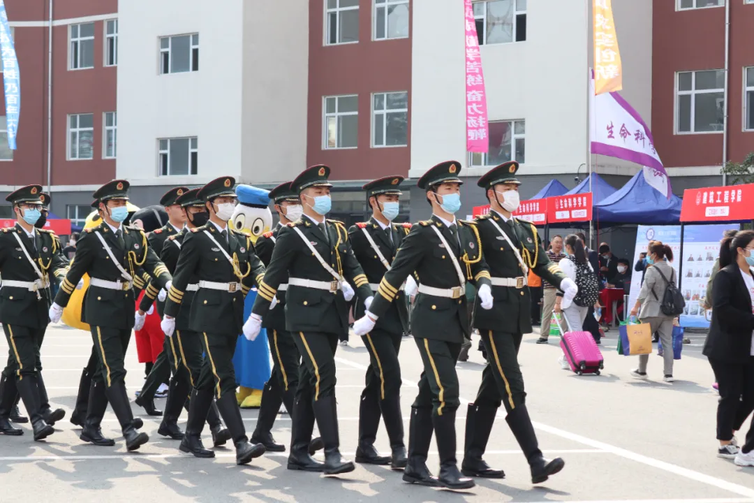 长春科技学院遇上“新”上人