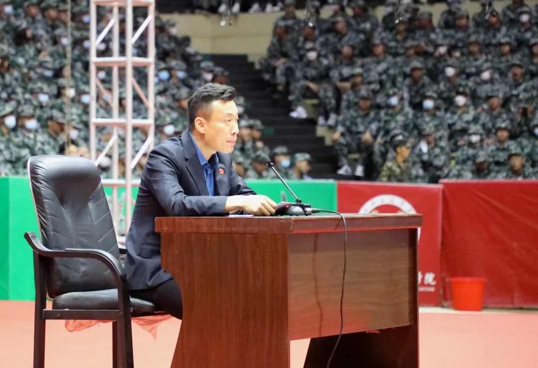 长春科技学院举办2021级新生入学教育大会