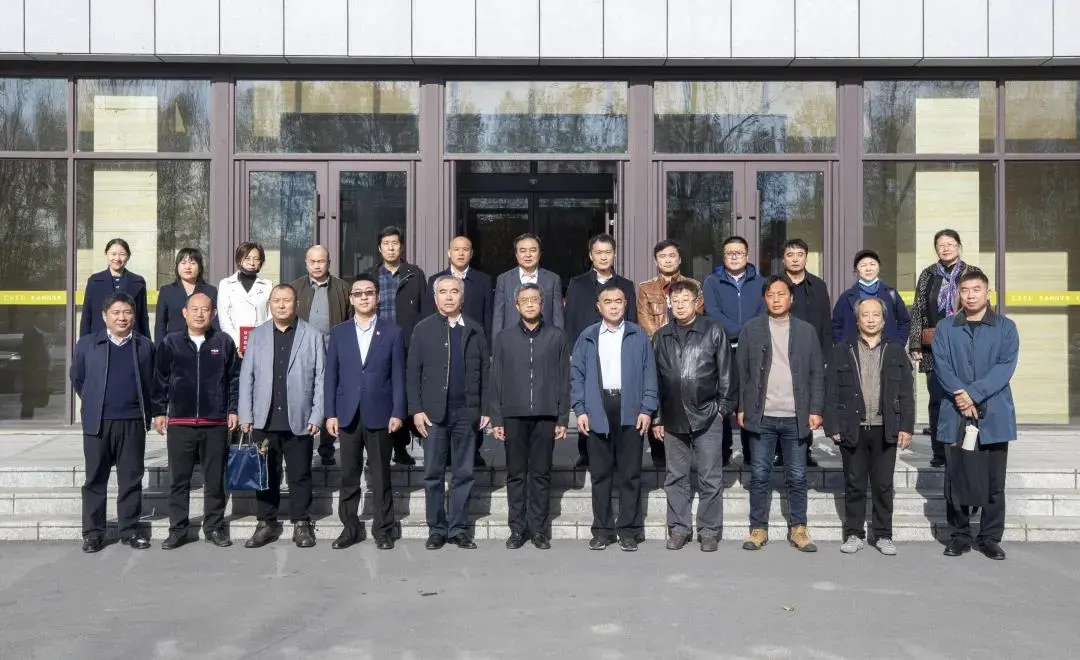 长春科技学院：艺术润心，文化铸魂——艺术家进高校活动