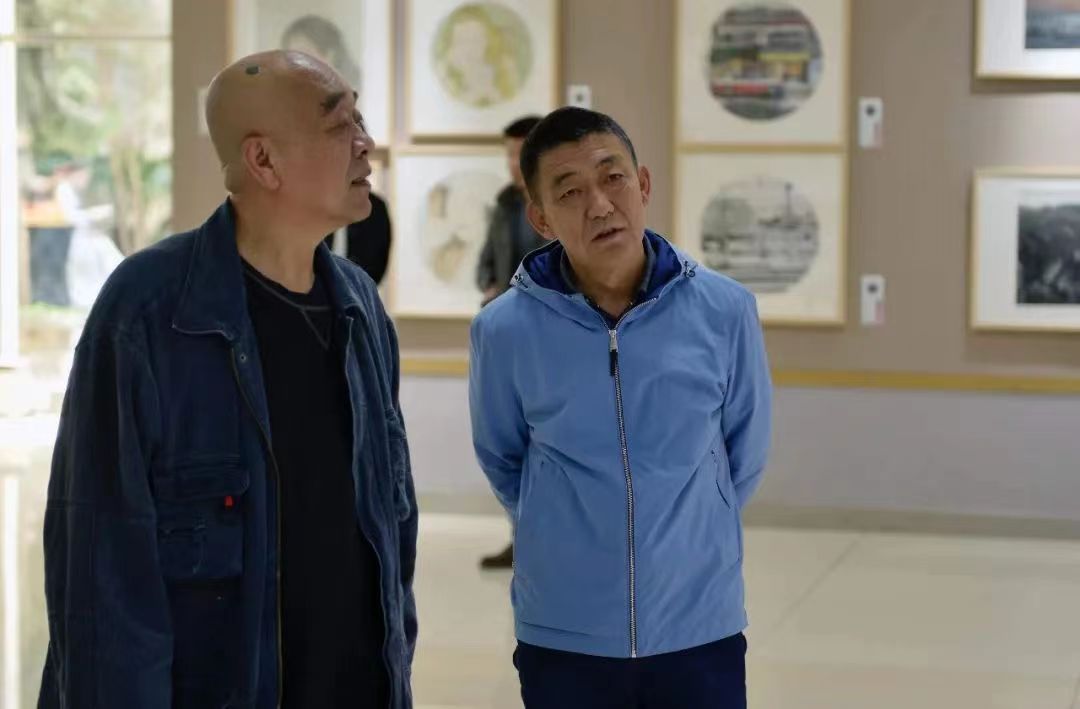 1702206070500444.jpg 额.jpg