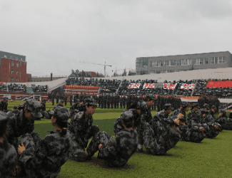 建党百年路，铸就青年魂——长春科技学院举行庆祝建党100周年大学生预备连第三届军事技能比武