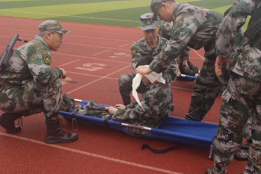 建党百年路，铸就青年魂——长春科技学院举行庆祝建党100周年大学生预备连第三届军事技能比武