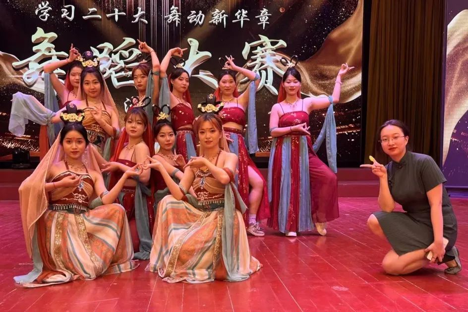 1702209683654401.jpg 1702209683654401.jpg