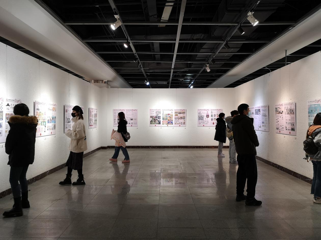 雪日赏画！长春这所高校把学生艺术作品展搬进长春世界雕塑园