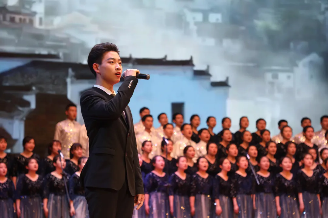 长春科技学院举办庆祝建党100周年师生合唱大赛