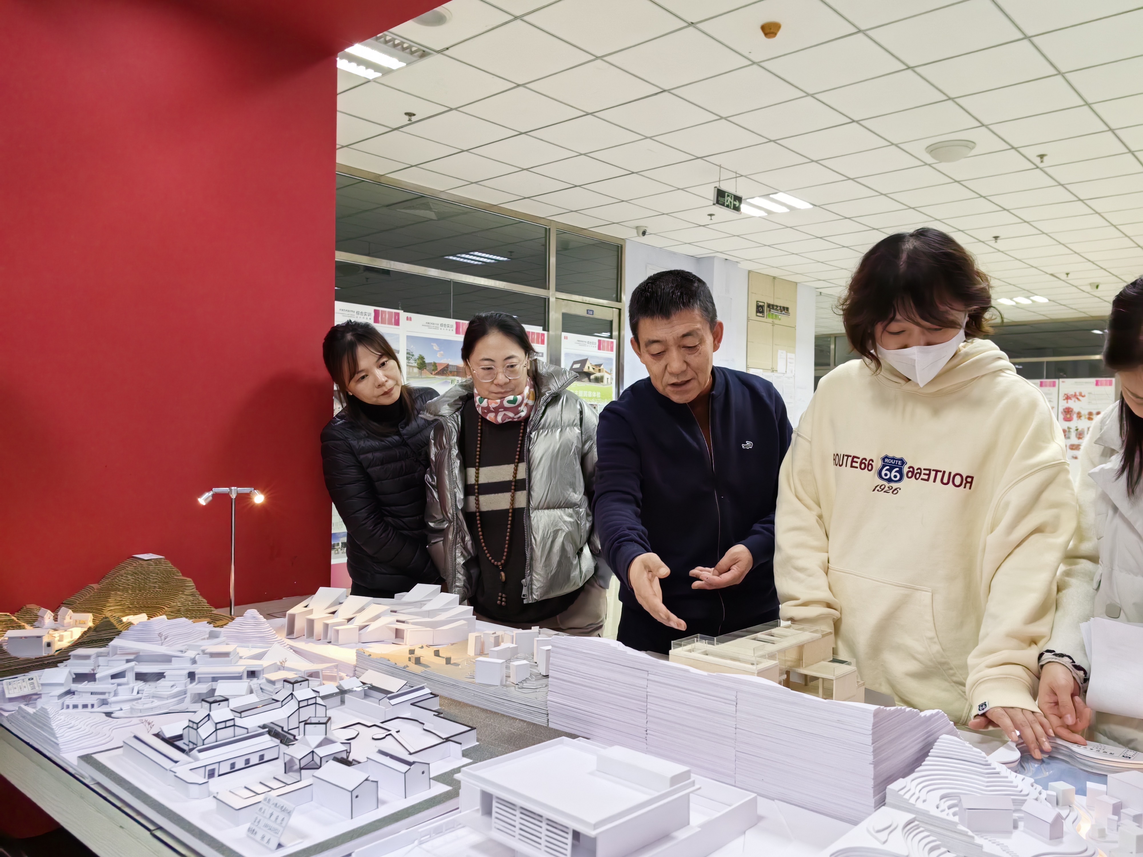 1715690619390599.jpg 1715690619390599.jpg