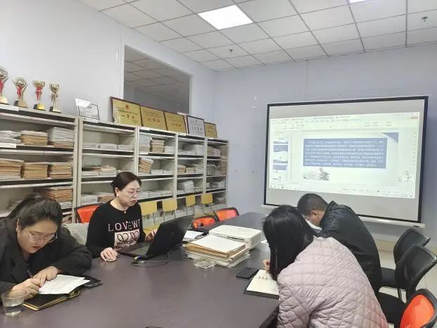 1731459984376803.jpg 1731459984376803.jpg