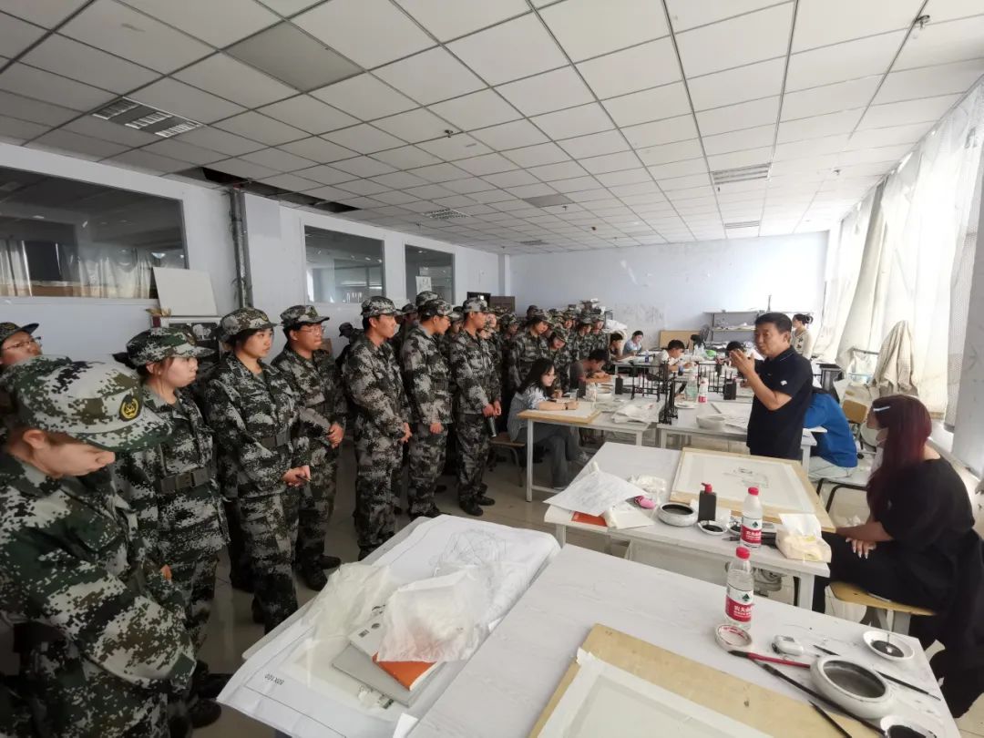 1696915291328854.jpg 640 (1).jpg