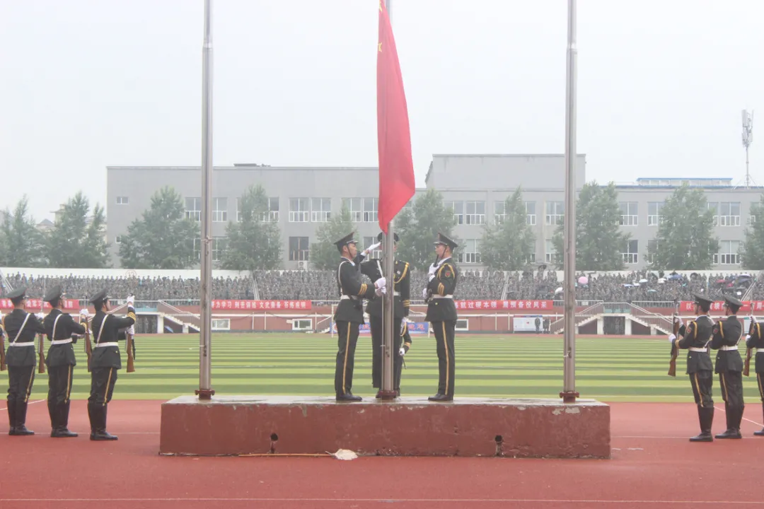 建党百年路，铸就青年魂——长春科技学院举行庆祝建党100周年大学生预备连第三届军事技能比武