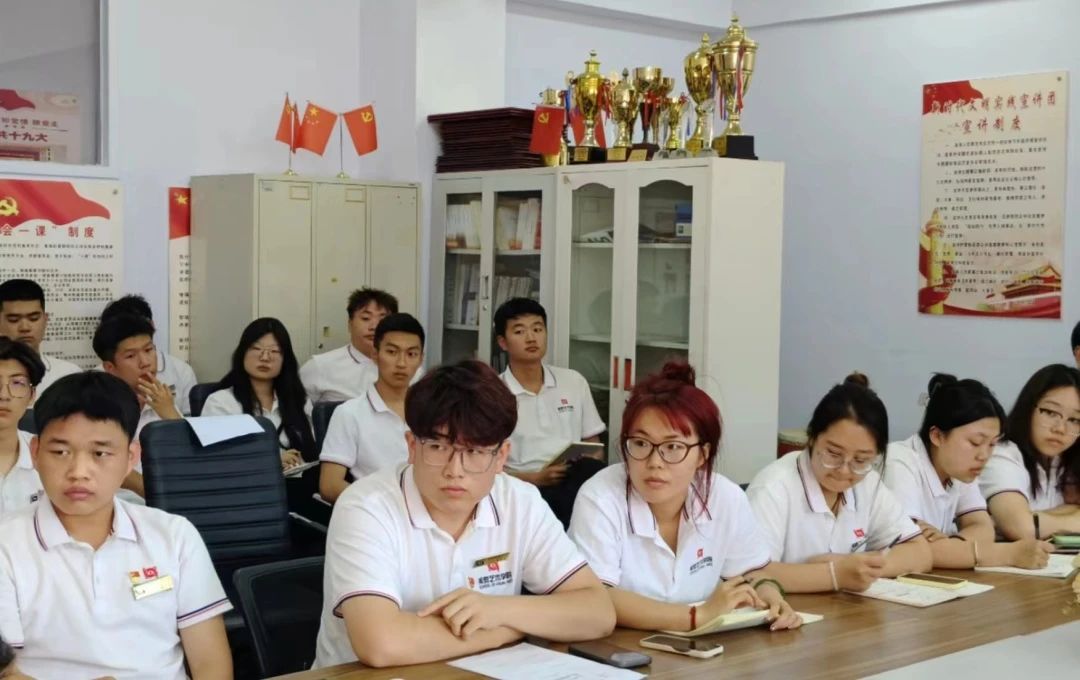 1729055563589956.jpg 1729055563589956.jpg