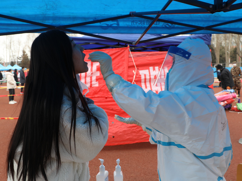 长春科技学院组织进行多轮核酸检测工作